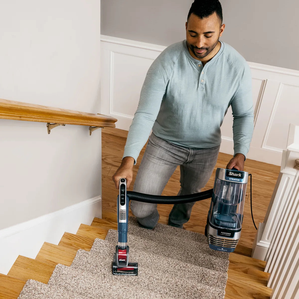 Shark Stratos Pet Pro Anti Hair Wrap Plus Anti-Odour XL Upright Vacuum [AZ3000UKT]