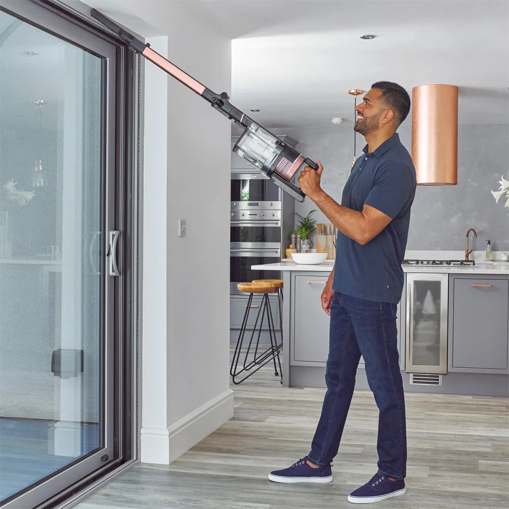 Shark Stratos Anti Hair Wrap Plus Cordless Vacuum [Single Battery] IZ400UK