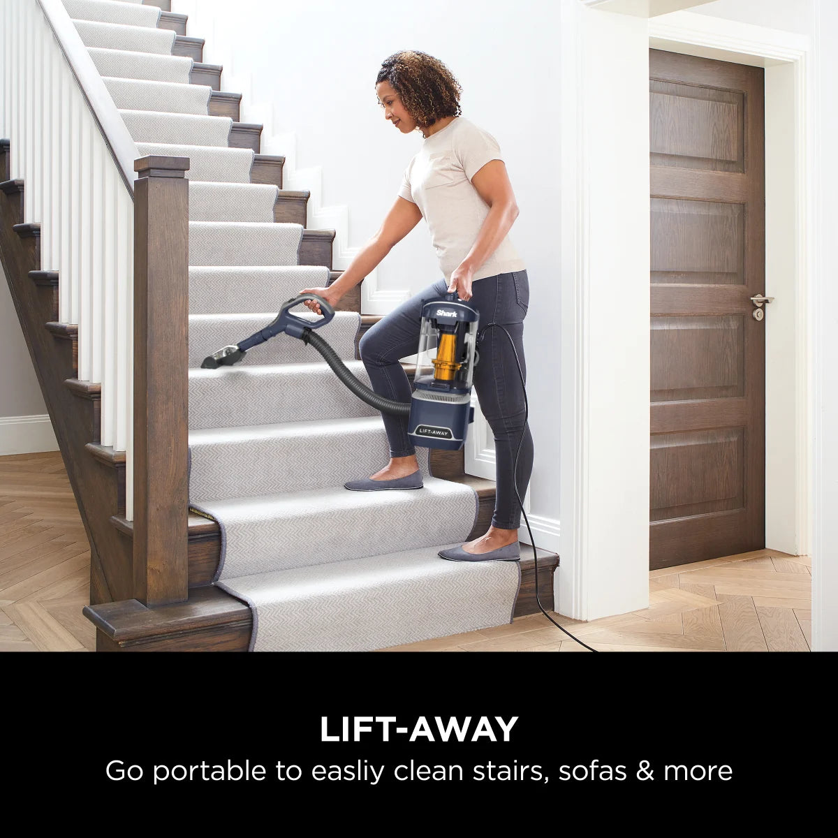 Shark Anti Hair Wrap Upright Vacuum Cleaner with Lift-Away NZ691UK